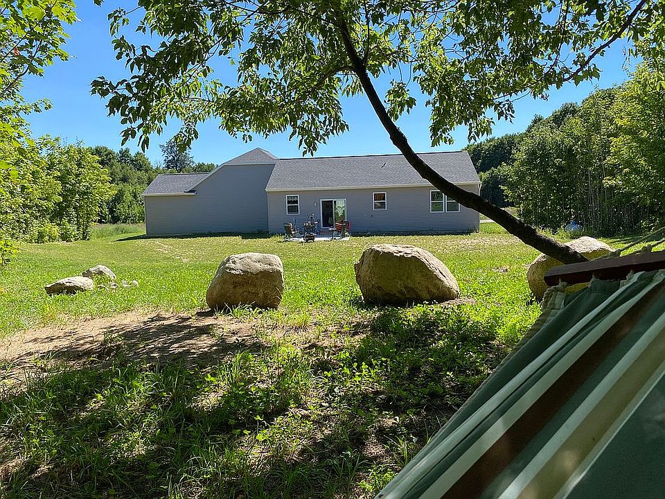 2nd image of 7445 E Meadows Dr