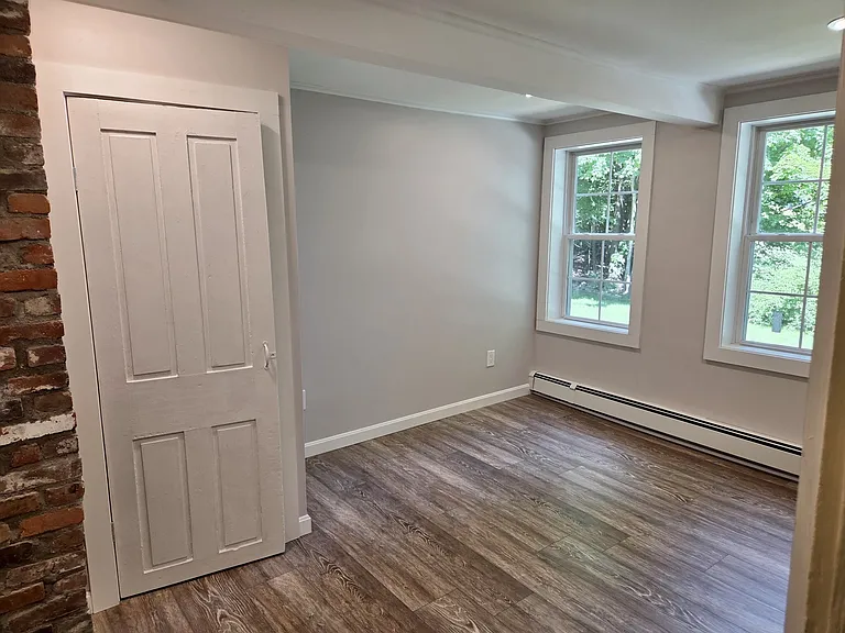 Fully renovated bedroom1