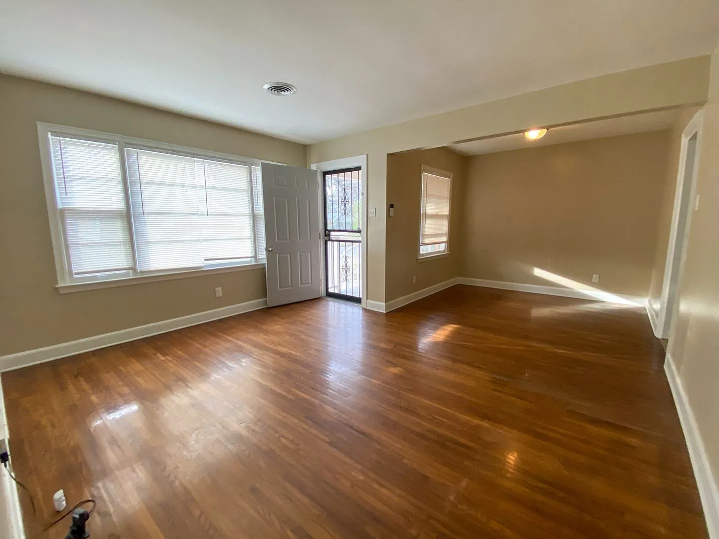 3 bed, 1 bath in E Memphis recently renovated — Photo 3