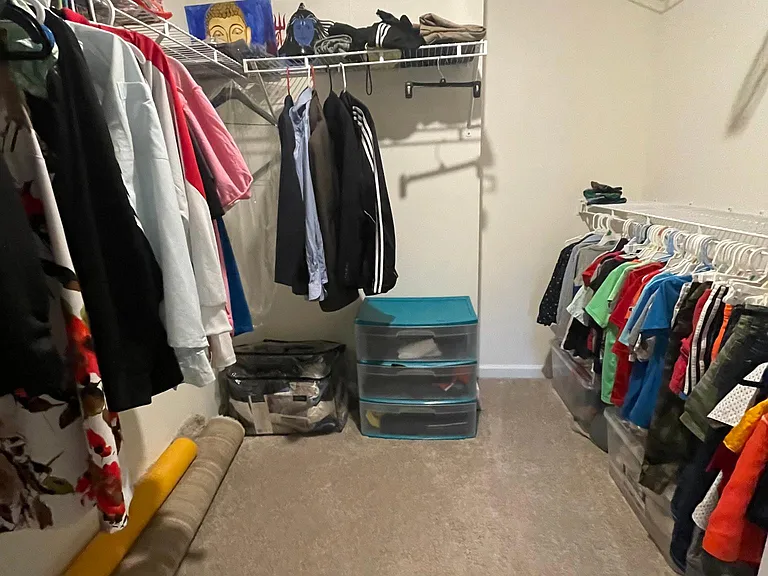 Master bedroom walking closet.