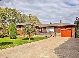 365 Sandhurst Dr, Oakville, ON L6L 4L1