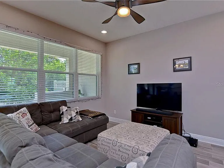 9252 Fox Sparrow Rd — Photo 4