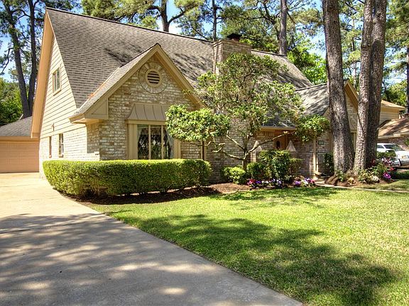 4th image of 15135 Carols Way Dr