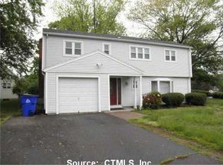 10 Gerthmere Dr, West Hartford, CT 06110