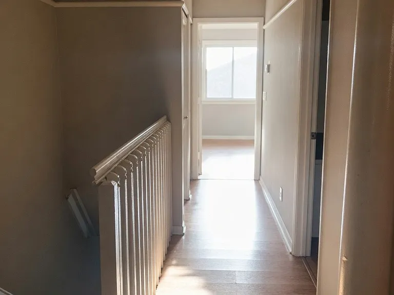 5662 NW 99th Way — Photo 8