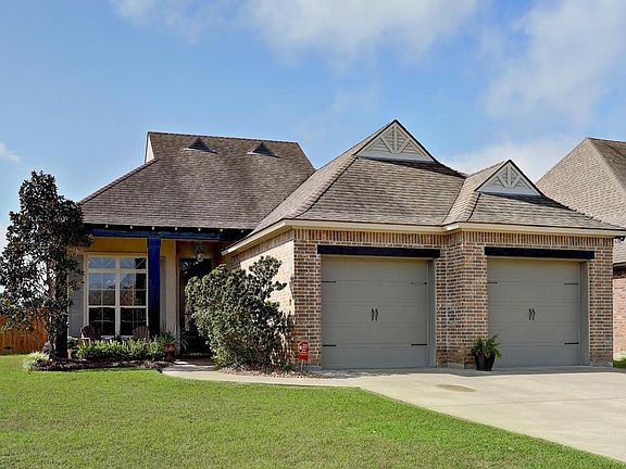 2nd image of 101 Clearwater Dr