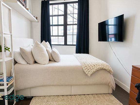 5th image of 271 Metropolitan Ave #4A