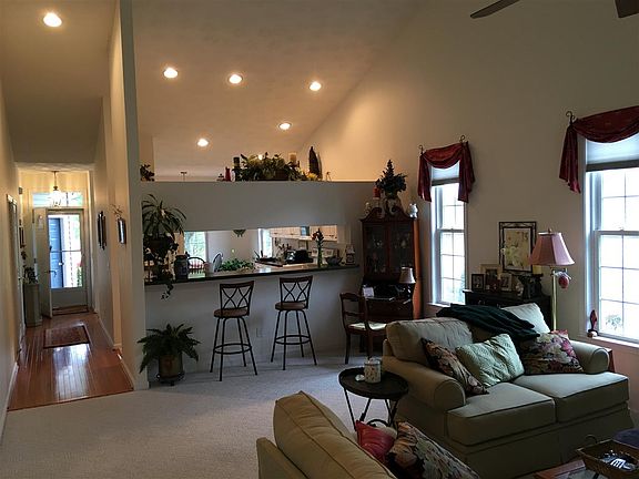 4th image of 4019 Forest Oaks Ln