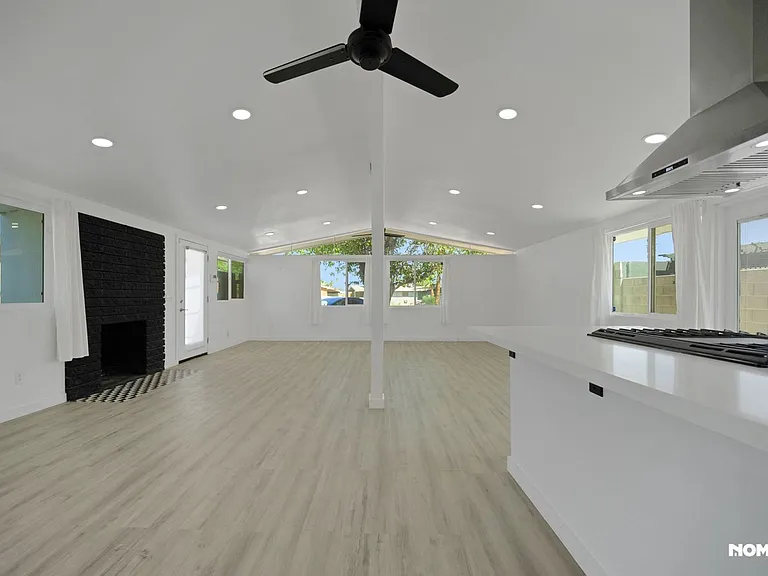 705 Osprey Cir — Photo 17