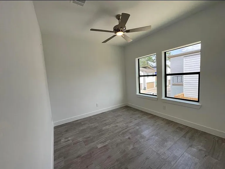 1703 Cedrocanna Ln — Photo 10