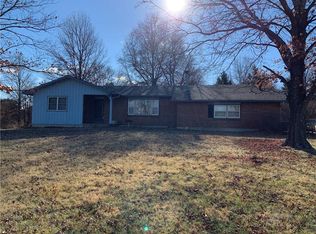 198 E 1900th Rd, Baldwin City, KS 66006