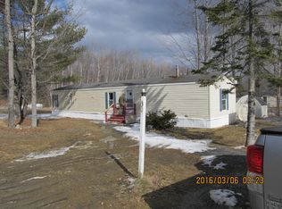 30 Hardwood Ln, Fairfield, ME 04937