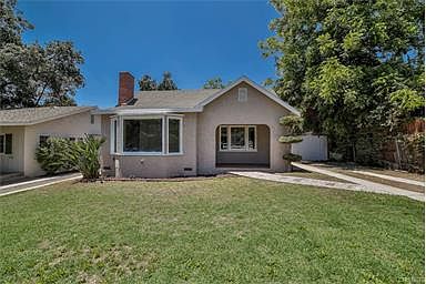 1st image of 2669 Glen Ave