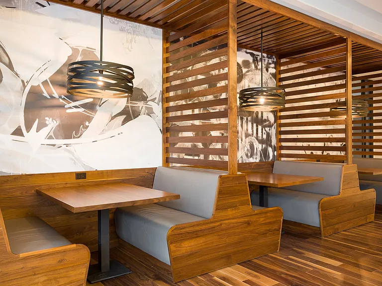 Ten at Clarendon — Photo 41