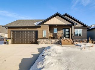 185 Riverwood Cres W, Diamond Valley, AB T1S6C7