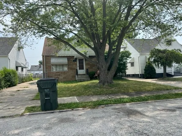 845 E 218th St, Euclid, OH 44119