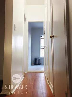 Rented by Sidewalk Realty LLC | media 1