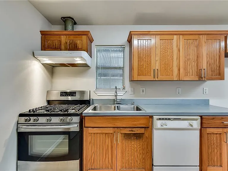 4530 Afton St — Photo 16