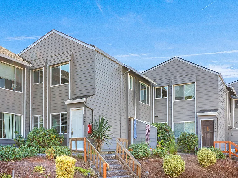 186 Molalla Ave #186 — Photo 4