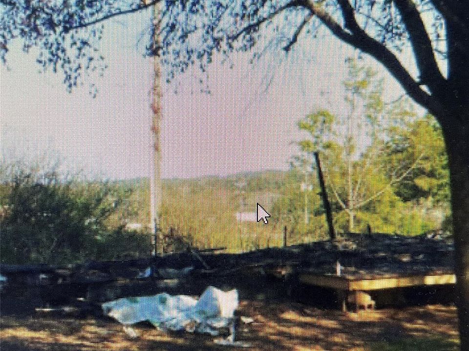 1st image of 408 Elizabeth Ln