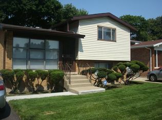 8424 S Kimbark Ave, Chicago, IL