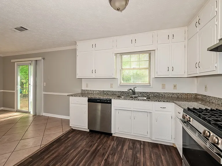 450 Pennybrook Dr — Photo 13