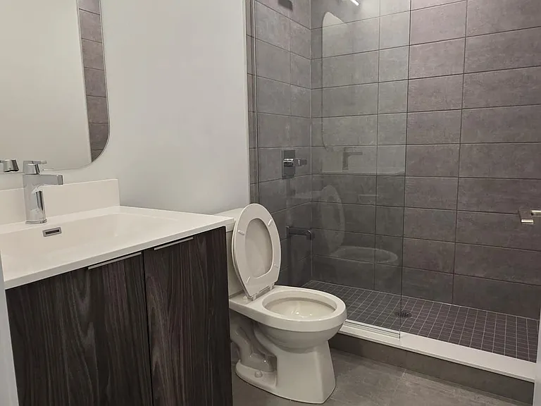 15 Richardson St #1801 — Photo 4