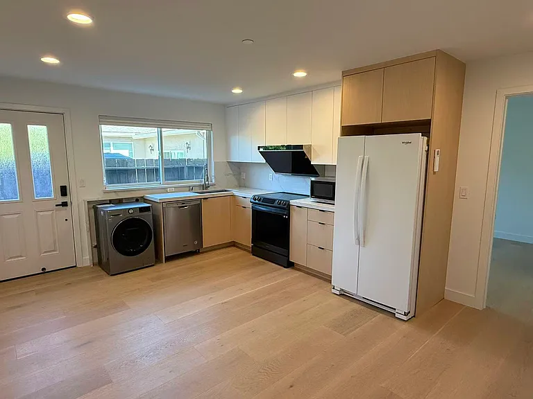 4285 Bora Bora Ave — Photo 4