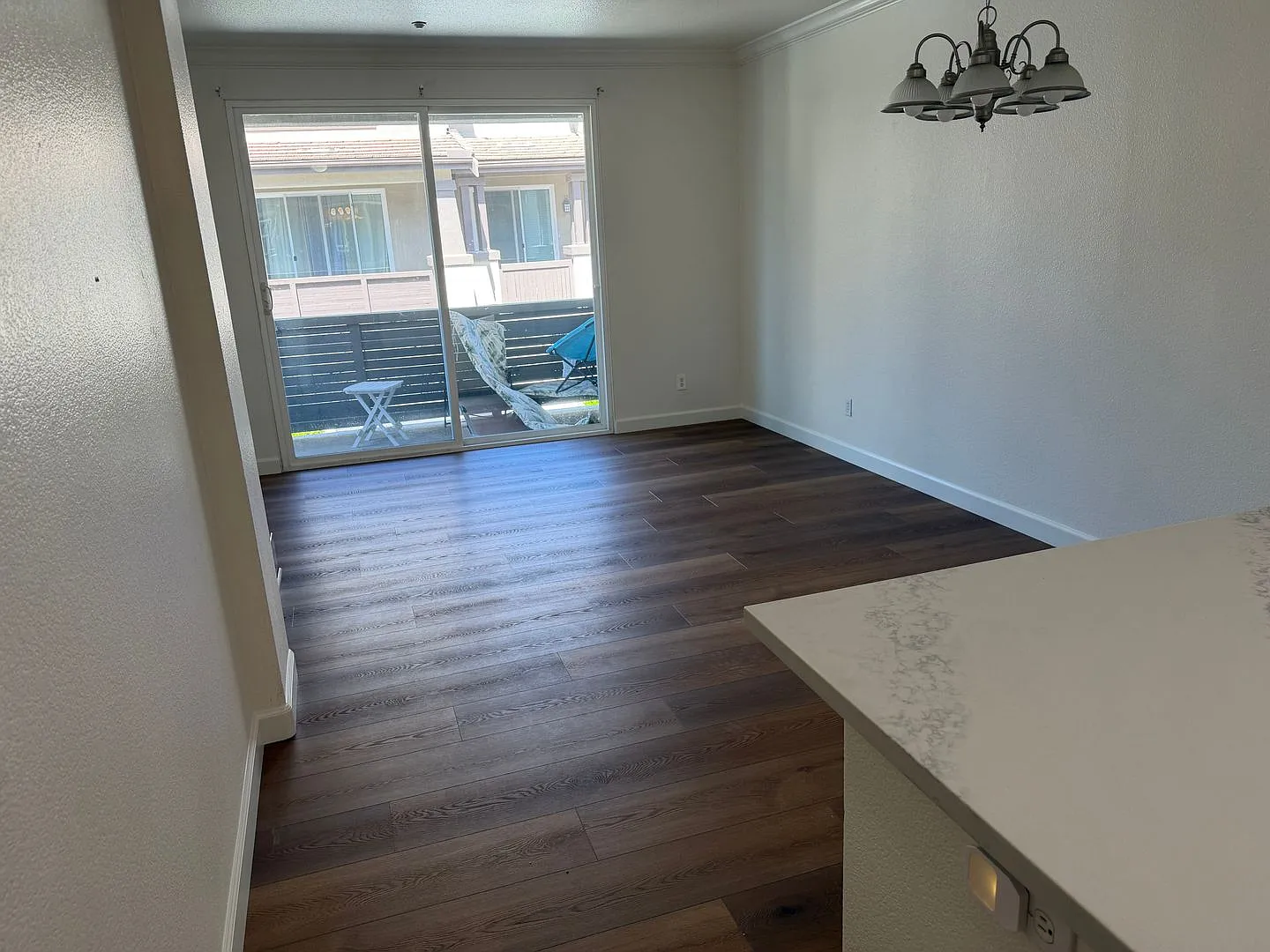 Spacious 3Bedroom Home in Prime San Diego Location — Photo 2