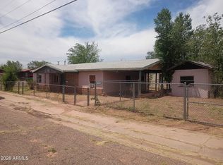 901 N 1st Ave, Holbrook, AZ 86025