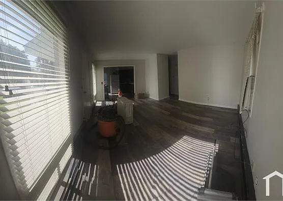 914 Leroy St — Photo 12