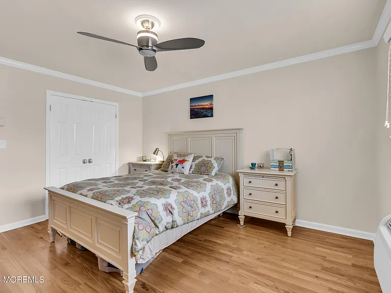 210 5th Ave #27 — Photo 10