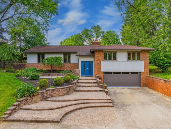 2700 Fishinger Rd, Columbus, OH 43221