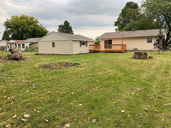3rd image of 8610 Indigo Ln