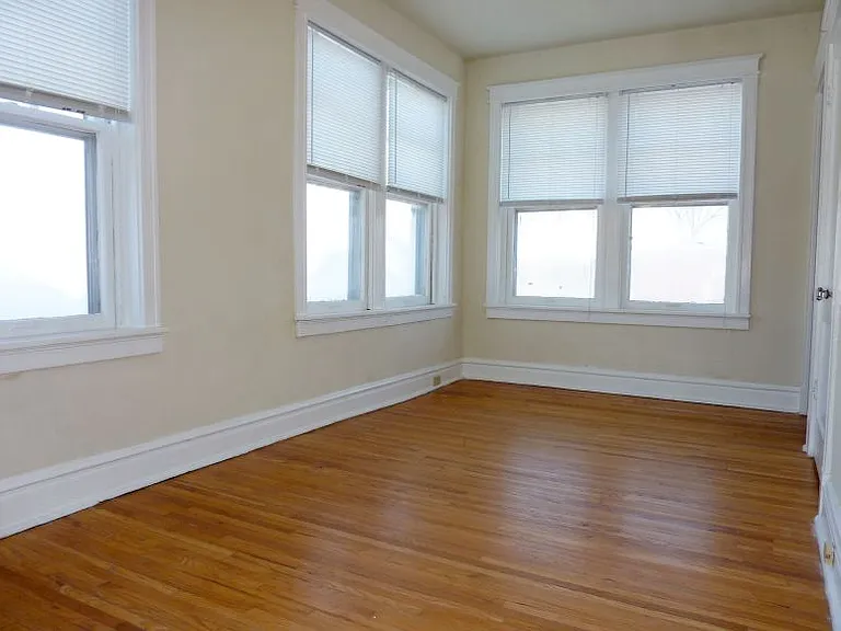 6805 Washington Ave — Photo 10