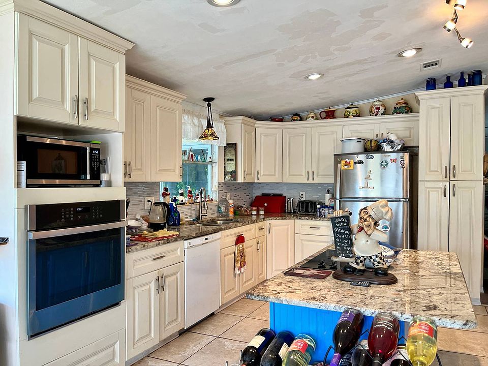 19th image of 15777 Bolesta Rd #13