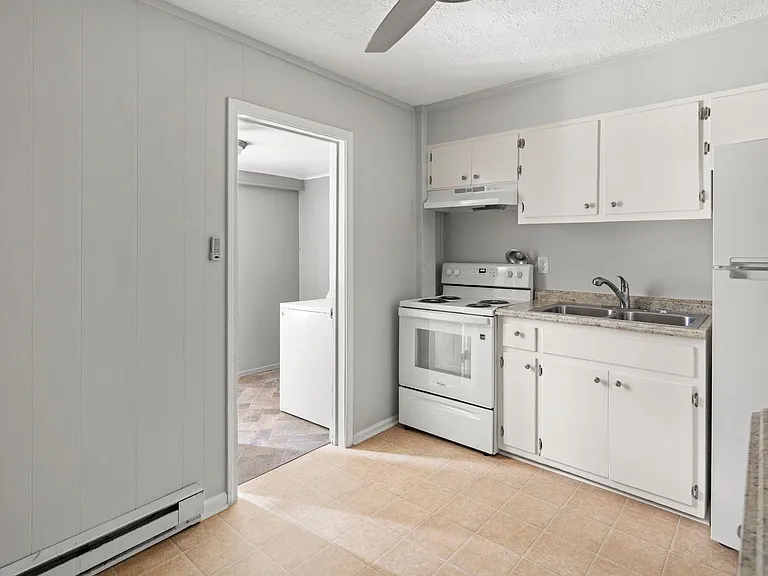 136 Louisiana Ave #2 — Photo 9
