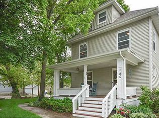 720 9th St SW, Cedar Rapids, IA 52404