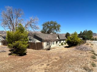 22301 Vaquero Dr, Tehachapi, CA 93561
