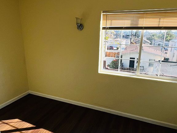 2nd image of 2696 Havenscourt Blvd #4