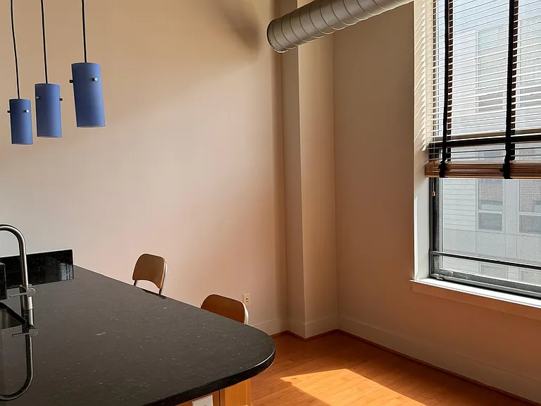 2301 Champlain St NW — Photo 2