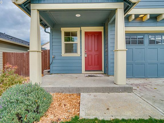 3rd image of 5215 NE 128th Ave