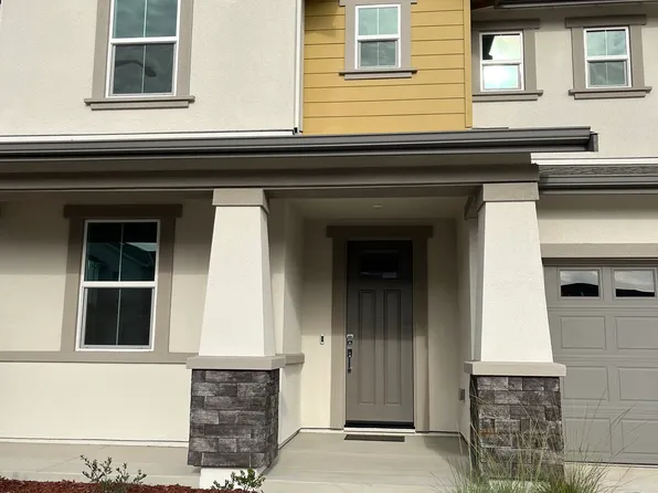 2811 Talkeetna St, Manteca, CA 95337