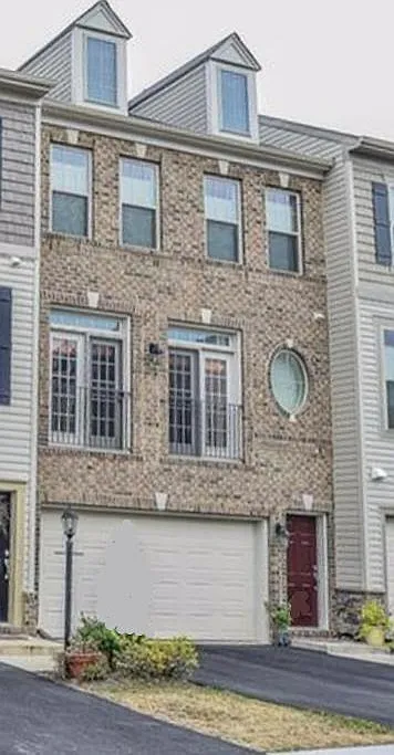 1443 Occoquan Heights Ct