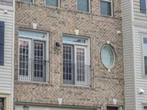 1443 Occoquan Heights Ct