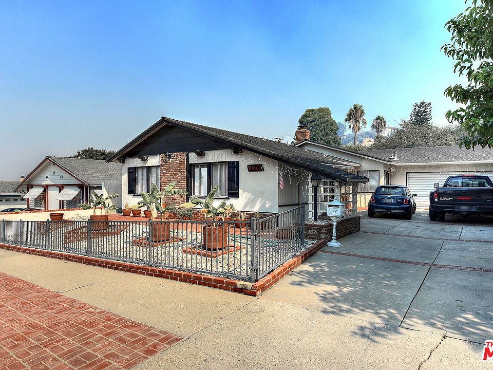 2nd image of 21607 Mulholland Dr