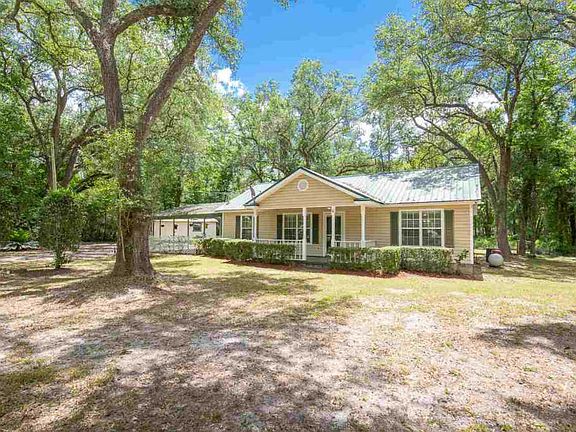 3rd image of 419 Greenlea Cir