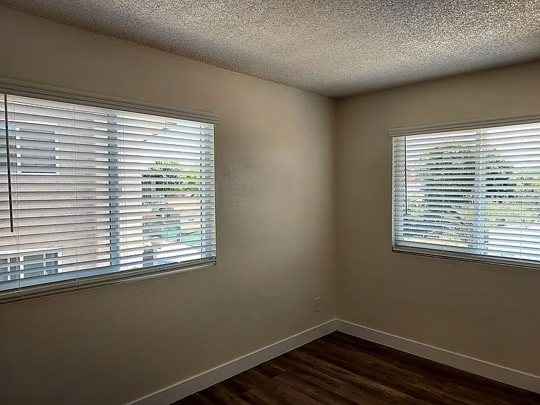 Villa Hermosa Apartments — Photo 8