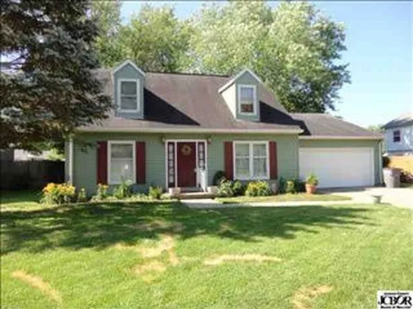 804 Phillips Ln, Seymour, IN 47274