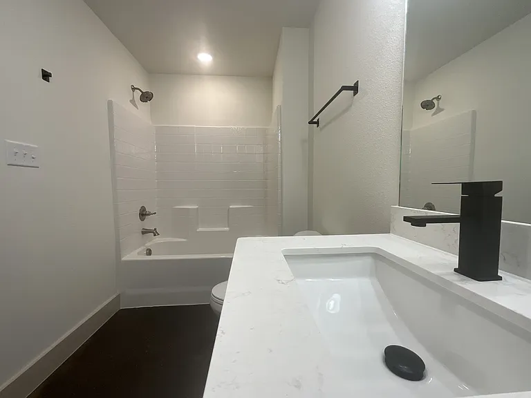 543 Bradburn Rd #100 — Photo 17